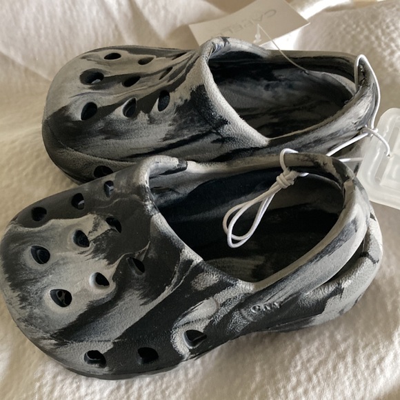 New baby Crock style shoe - Picture 1 of 6
